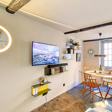 Apartment Amazing Chic Apt In Le Suquet By Guestready