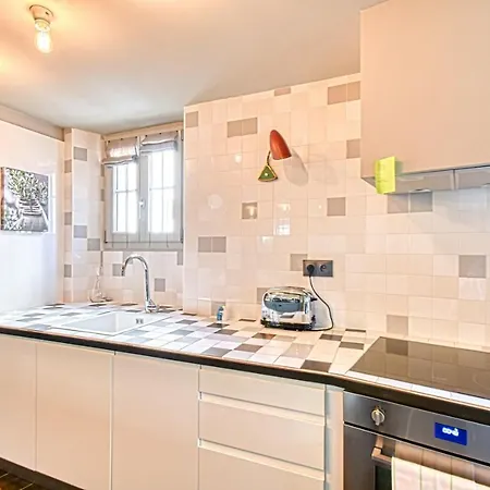 Apartment Amazing Chic Apt In Le Suquet By Guestready Cannes