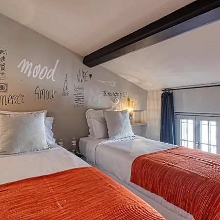 Amazing Chic Apt In Le Suquet By Guestready Cannes