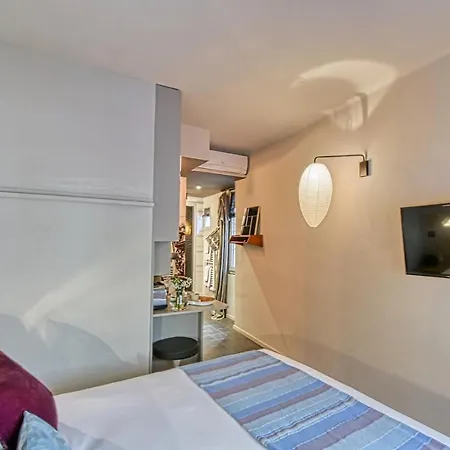 Amazing Chic Apt In Le Suquet By Guestready * Cannes