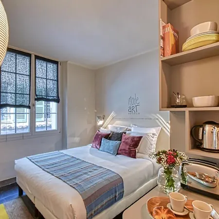 Amazing Chic Apt In Le Suquet By Guestready Cannes